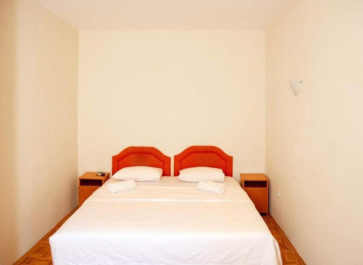 Apartments Dunja Sveti Stefan Exterior foto